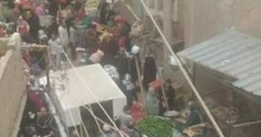 خوفا من كورونا ..قارىء يشكو من التزاحم الشديد بسوق قرية سبك بالمنوفية