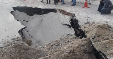 هبوط أرضى في حدائق القبة وإعادة الشئ لأصله في روض الفرج شمال القاهرة.. صور
