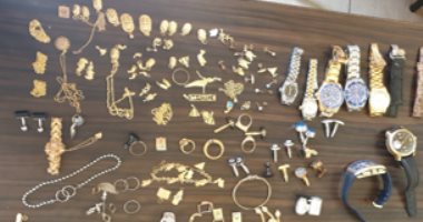 صور.. إحباط تهريب مشغولات ذهبية عبر ميناء نويبع برسوم جمركية 13مليون جنيه  