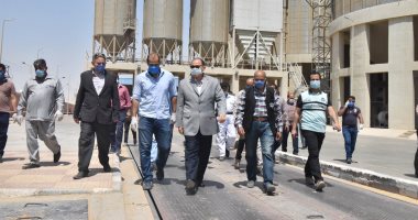 محافظ أسيوط: توريد 6474 طن قمح للصوامع دون عقبات