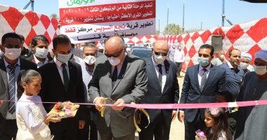 محافظ قنا: إعادة إعمار 60 منزلا للأسر الأولى بالرعاية بقفط.. صور