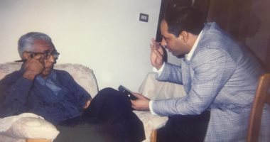 سعيد الشحات يكتب "ذكريات صحفية".. الروائي العربي الكبير عبد الرحمن منيف ينادي لزوجته وأنا في منزله بدمشق: "تعالي اسمعي حبيبنا المصري يقول كلاما طيبا"..ثم فاجأني بسؤال :"أين رواية سعيد الشحات"؟ 