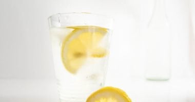 هل شرب عصير الليمون يحميك من فيروس كورونا؟