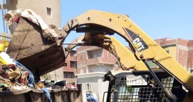 التنمية المحلية تبحث دخول شركتين مجال جمع القمامة من المنازل بالإسماعيلية وبورسعيد