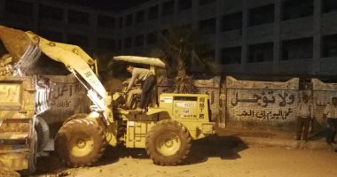 لليوم الثالث على التوالي استمرار حملات التطهير ورفع القمامة بالمحلة