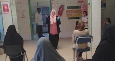 الرائدات الريفيات يطرقن أبواب منازل أهالى الشيخ زويد بسيناء للتوعية بمخاطر كورونا