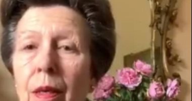 تقيم فيه بسبب كورونا.. لمحة من منزل الأميرة آن الريفى ببريطانيا.. صور