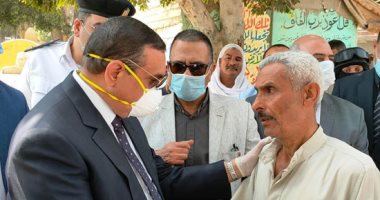 صور.. محافظ البحيرة وآلاف من أهالى كوم حمادة يشيعون جنازة شهيد سيناء