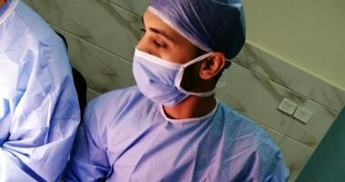 الجيش الأبيض.."عمرو" ممرض عمليات بمستشفى الأحرار التعليمى بالزقازيق فى مواجهة كورونا