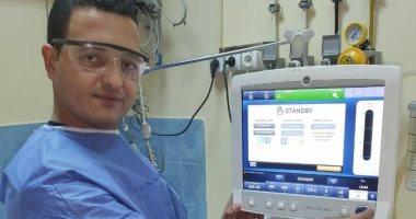 الجيش الأبيض.." محمود" ممرض بمستشفى جامعة قناة السويس فى مواجهة فيروس كورونا