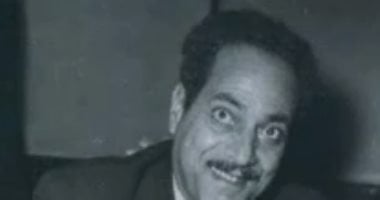 محمود حسن إسماعيل عاش هنا.. التنسيق الحضارى يضع لافته تحمل عنوانه بـ الدقى