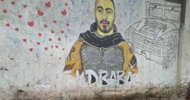 سيبها علينا.. شكوى من انتشار القمامة أمام سور مدرسة الشهيد خالد المغربى بطوخ