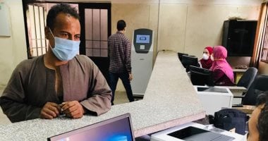 صور.. 8 مكاتب مطورة للشهر العقارى تدخل الخدمة بـ5 محافظات