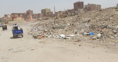 قمامة وتهالك الطريق.. شكوى سكان عرب الوالدة بحلوان