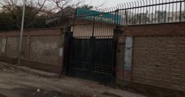 سيبها علينا.. أهالى حلوان يشكون من محرقة بداخل مستشفى التأمين تضر صحتهم