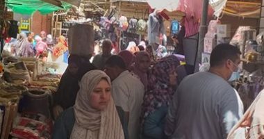  إقامة سوق فى شارع الجلاء بكفر الزيات وسط مخاوف من انتشار كورونا