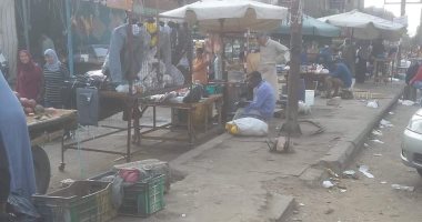 باعة جائلون وموقف عشوائى.. شكوى سكان الحى العاشر بمدينة نصر