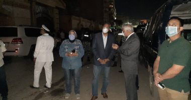 محافظ القليوبية ومدير الأمن ينتقلان لموقع حريق أحد الأبراج بشبرا الخيمة