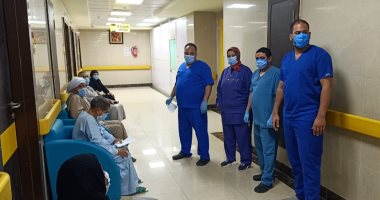 صور.. مستشفى إسنا للحجر الصحى تعلن خروج 10 متعافين جدد بينهم سيدة ورضيعتها