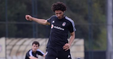 محمد النني يشارك في مران بشكتاش الأول استعدادا لعودة الدورى التركي..صور