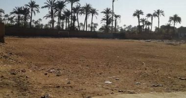 منع إقامة سوق مدينة البلينا والشيخ مرزوق بسوهاج ضمن إجراءات مواجهة كورونا.. صور
