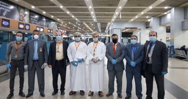 عودة 53 عُمانيا إلى سلطنة عمان عبر مطار القاهرة الدولى