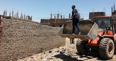 صور.. إزالة 7 حالات تعد بالنجع الطويل والنوافل بالأقصر
