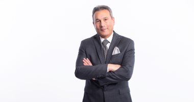 رئيس اتحاد البنوك: مد العمل ببعض الفروع للخامسة مساء وعودة خدمات ATM تدريجيا
