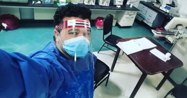 "أحمد" كيميائى تحاليل طبية على خط مواجهة فيروس كورونا