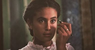هند صبرى تستعيد ذكريات بداية مشوارها الفنى بصورة لأول فيلم سينمائى لها