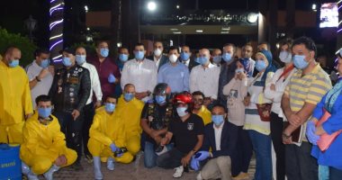 وزير الشباب و الرياضة يطلق إشارة بدء مبادرة تطهير مواقف المواصلات العامة