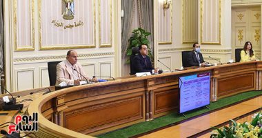 رئيس الوزراء يتابع الإجراءات التنفيذية لميكنة وانتقال الوزارات للعاصمة الإدارية