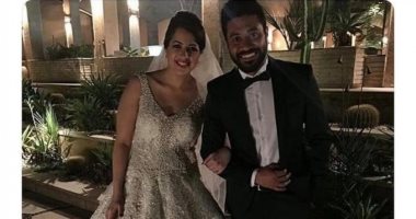 محمد عز يكشف لـ"اليوم السابع" حقيقة تداول صورته مع منى فارق بفستان الزفاف 