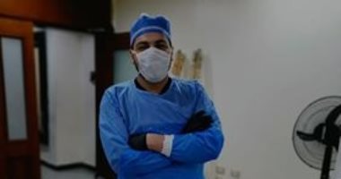 الجيش الأبيض.. بعد التعافى من كورونا "مصطفى" ممرض يواجه الوباء بالمستشفى 
