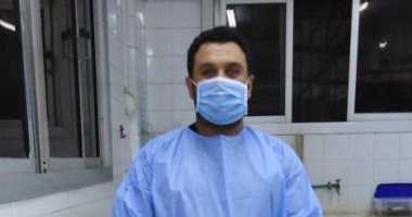الجيش الأبيض.. "محمود" فنى تمريض بمستشفى ميت غمر العام فى مواجهة كورونا