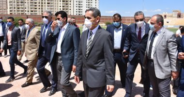صور.. وزير الشباب يتفقد استاد طنطا الرياضى بحضور محافظ الغربية