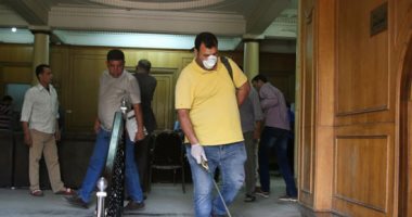 صور.. تعقيم وتطهير مقر النقابة العامة للمحامين
