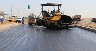 وزير الإسكان: استكمال رصف طريقي الدائرى الجنوبي والواحات في أكتوبر