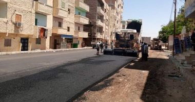 حملات للنظافة ورصف الطرق بالتزامن مع أعمال الرش والتطهير بمراكز المنيا