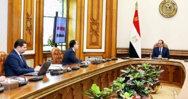 الوضع المالى صامد وإجراءات تقشفية إذا استمرت أزمة كورونا.. السيسى يجتمع بمصطفى مدبولى ووزير المالية.. الرئيس يوجه بالمتابعة الدقيقة لتداعيات الفيروس والحفاظ على المسار الاقتصادى الآمن للدولة المصرية