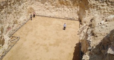 رئيس جهاز 15مايو: صب الخرسانة العادية لبيارة محطة صرف صحى الإسكان الاجتماعى