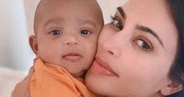 كيم كارداشيان تحتفل بعيد ميلاد ابنها "سالم" الأول.. فيديو