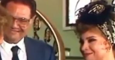 صفية العمري تستعيد ذكريات "ليالي الحلمية" بفيديو من الكواليس مع الفخراني