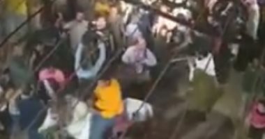 "الطبل البلدى والمزمار".. زفة بالخيل لمتعافى من كورونا بكفر شكر.. فيديو