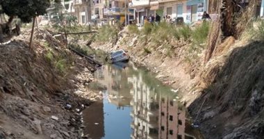 مطالب بتغطية ترعة التل الأوسط مركز أخميم بسوهاج للحد من حوادث السيارات 