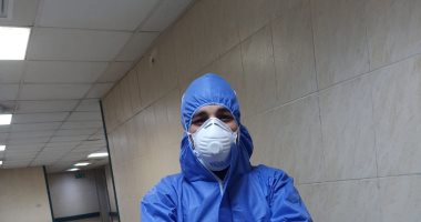 الجيش الأبيض.. عبد الله أخصائى تمريض بمستشفى جامعة قناة السويس فى مواجهة كورونا