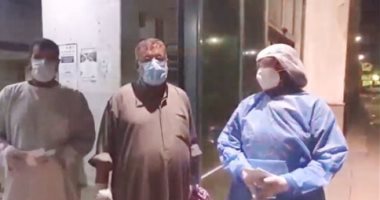 صور.. فرحة المتعافين من كورونا على بوابات الحجر بكفر الزيات.. عبد الرازق: قضيت 14يوما فى خدمة فندقية ولم أشعر بالبعد عن أسرتى.. مصطفى: الأطباء أدوا دورهم على أكمل وجه.. وفاء: الجيش الأبيض ليهم الجنة