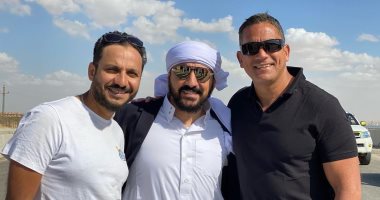 دياب يتوسط أمير كرارة وبيتر ميمي في أول ظهور له بمسلسل الاختيار