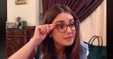 عشرة طاولة بين هند عبد الحليم ودرة فى العزل المنزلى بفيديو على "تيك توك"