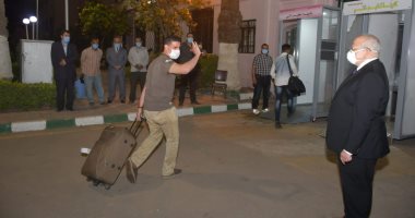 وصول 3 أفواج جديدة للمصريين العائدين من الكويت لمدينة جامعة القاهرة